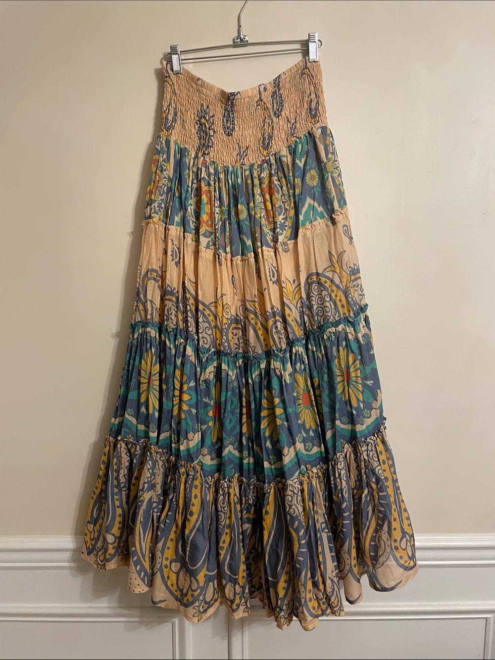 Free People Floral Paisley Tiered Maxi Skirt in Green, Tan & Blue size L - Picture 3 of 7